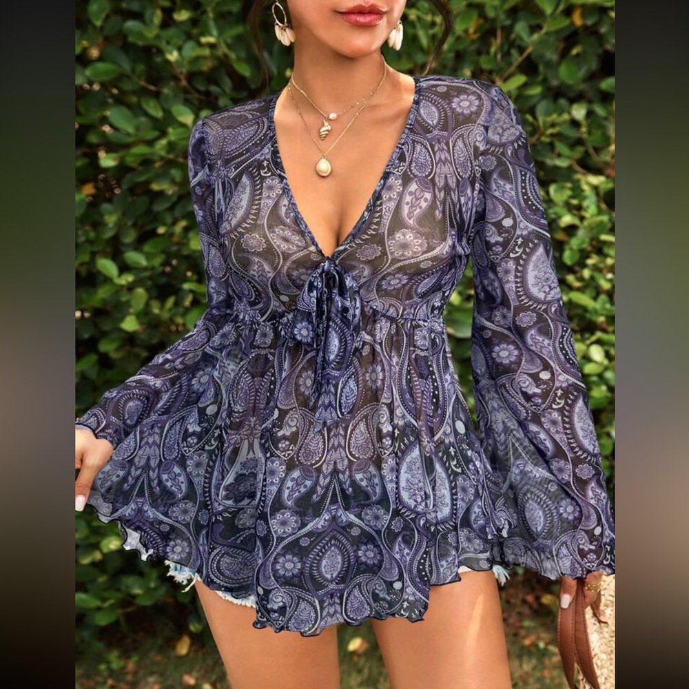 Elegant Navy Blue Paisley Flare Sleeve Blouse